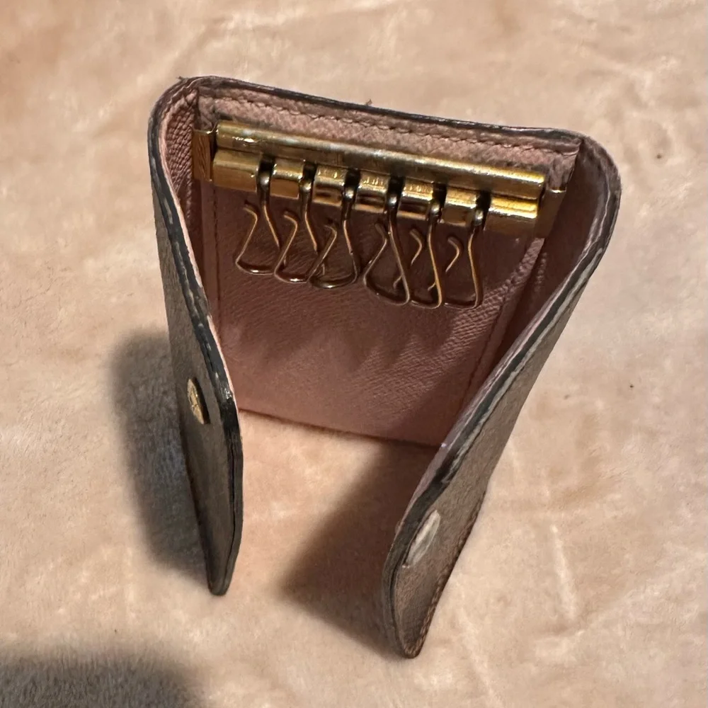 Louis Vuitton Damier Ebene Brown Ballerine pink key Holder